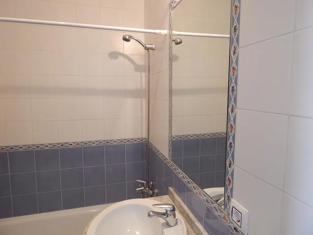 Apartahotel Playa Conil Conil De La Frontera 3*,